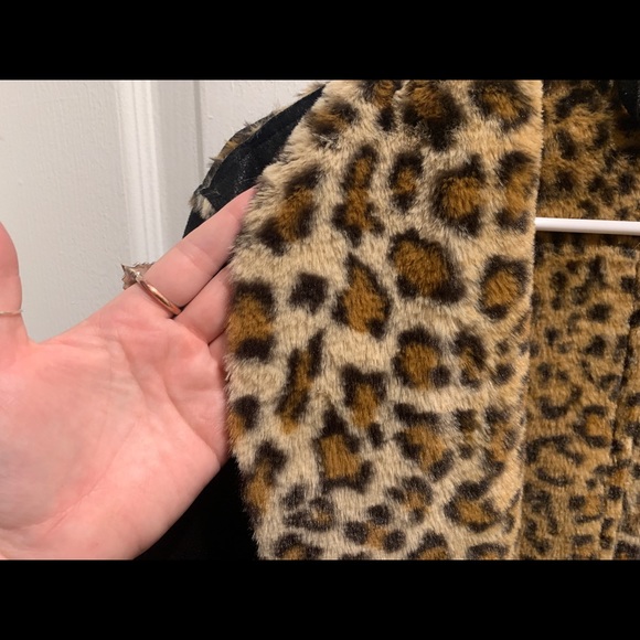 Black soft trench with leopard trim 2x - Picture 4 of 9